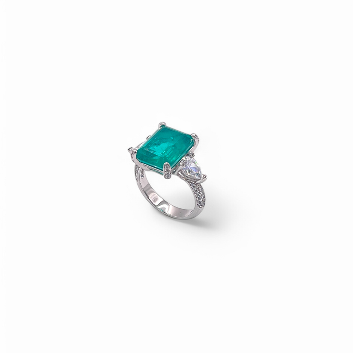 Anello in argento 925 con quarzo verde centrale