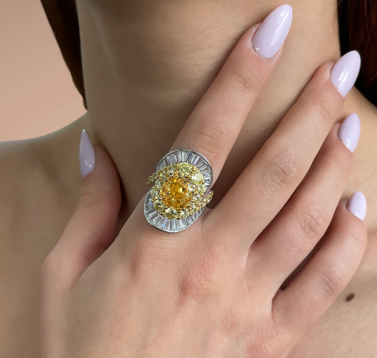 Anello in argento 925 con swarovski gialli e bianchi