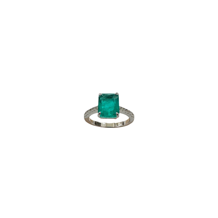 Anello rettangolo centrale verde argento 925