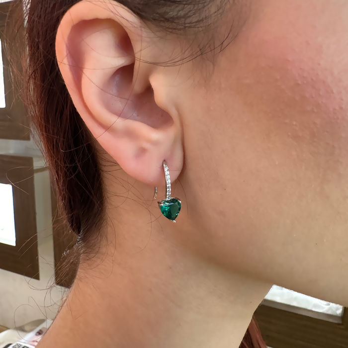 Orecchini in argento 925 cuori verdi