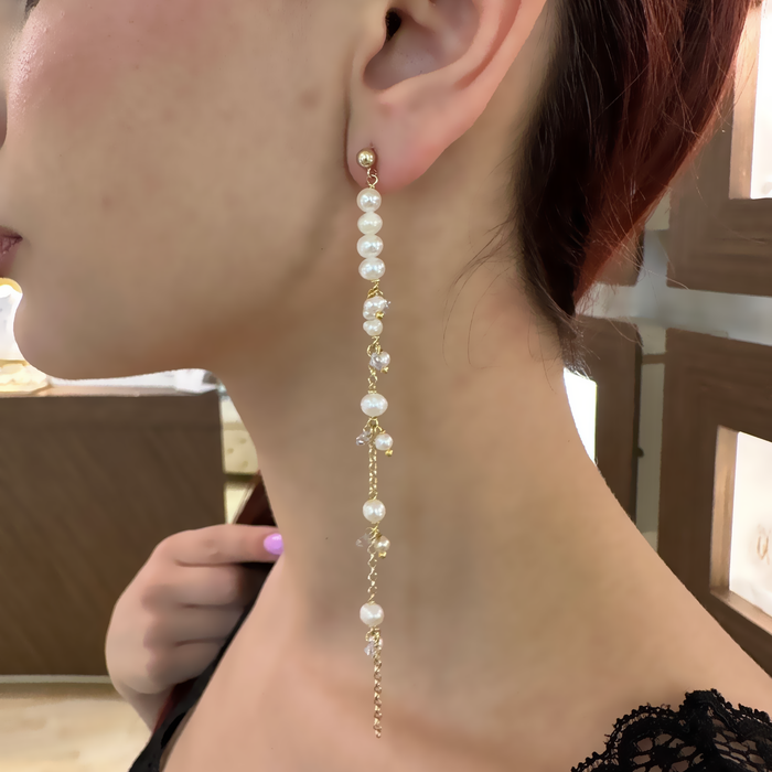 Orecchini lunghi in argento 925 dorato con perle e cristalli
